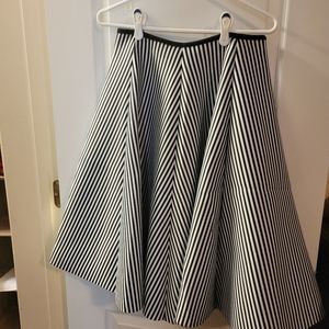 High wasted stripped skirt
